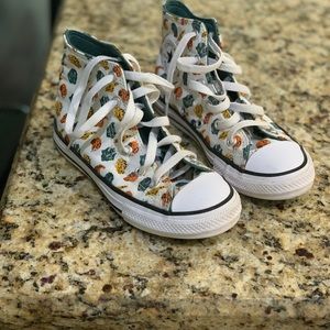 Little boys size 1 converse